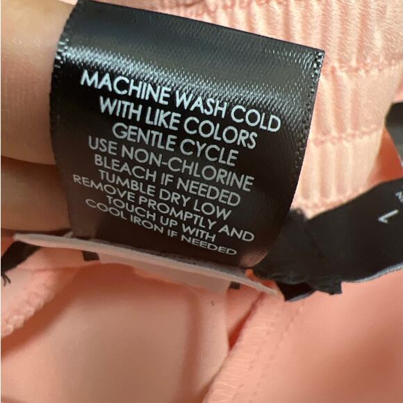 Torrid Womens Peach Taper Crepe Cuffed Hem High Rise Pull On Pants Size 1X New - Picture 6 of 6